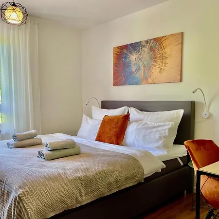 Lamiacasa Balcony Near Bosch And Train Station *